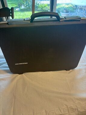 Vintage Starflite Slimline Briefcase: Hard Shell Black Attache Case With Keys
